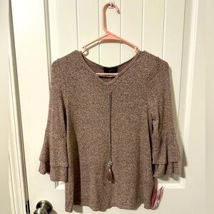 iZ Byer Girl Blouse with Necklace